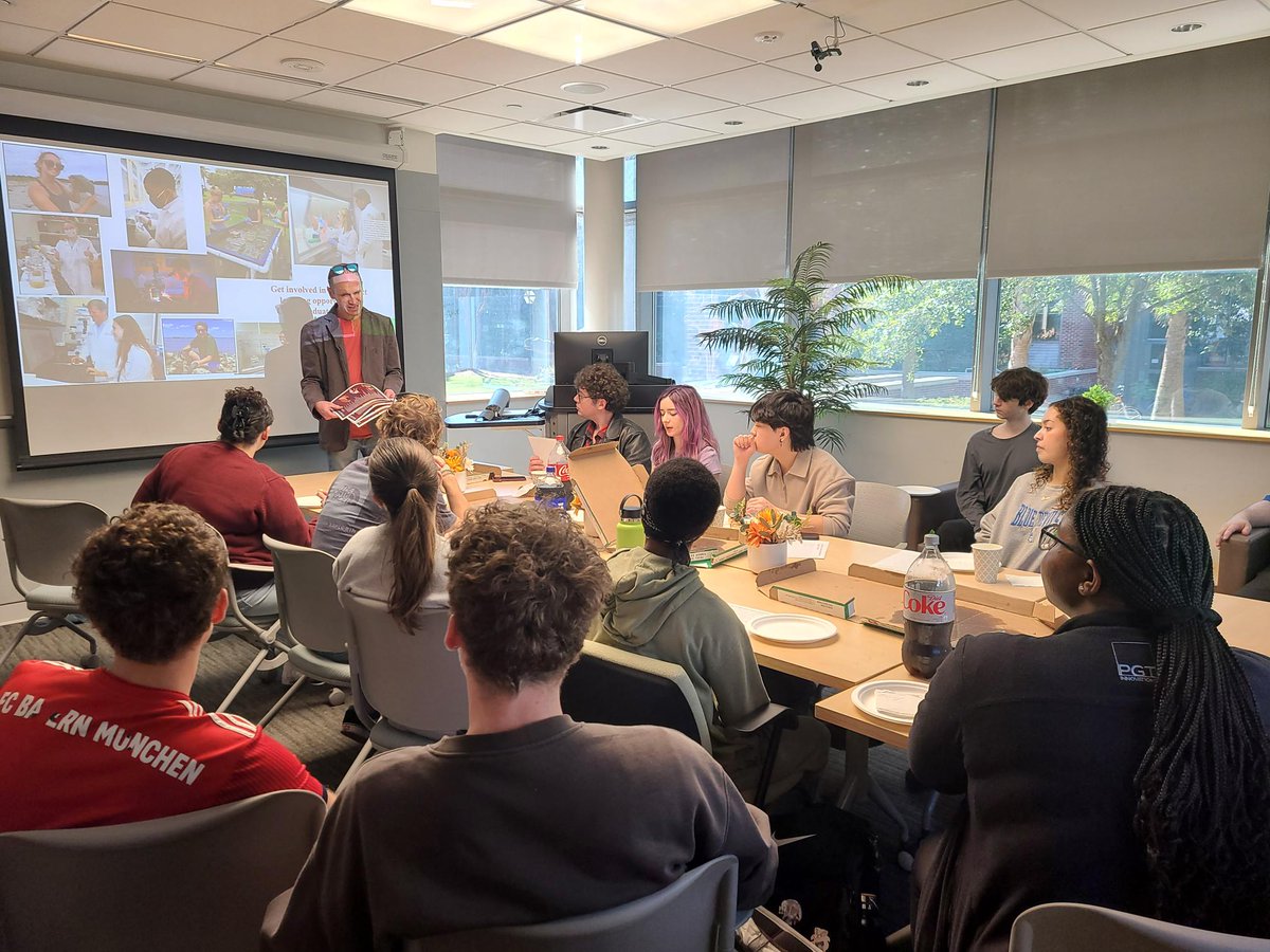 Thanks to all who attended the "Navigating Research Opportunities in STEM for SNES Students" workshop! It was great to hear from some faculty about the opportunities available for those in SNES!