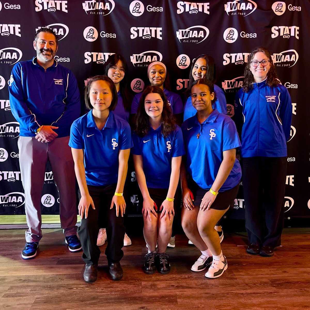 seaprepsports's tweet photo. 𝙏𝙝𝙚 𝙝𝙞𝙩𝙨 𝙠𝙚𝙚𝙥 𝙘𝙤𝙢𝙞𝙣𝙜!

After winning their first Metro League title two weeks ago, the girls bowling team wrapped up their historic season with a 5th place finish at the WIAA State Championships - the program’s highest placing in it’s 8 year history! 

#rollPrep https://t.co/dklSHl7jfD