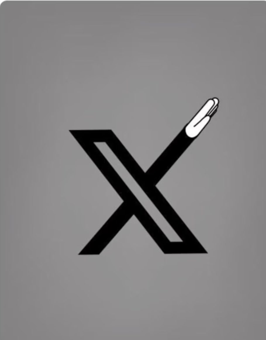 Dejamos de publicar en esta red social. No nos gusta como saluda la X.
Estamos en Bluesky 🦋👇interfoliolibros.bsky.social
No cerramos la cuenta aquí para evitar que caiga en manos de bots.
Nos vemos en lugares un poco más libres de barro.

Foto: X <a href="/BeatrizGMuller/">Beatriz Gutiérrez Müller</a>