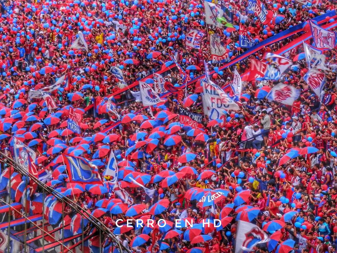 RlpRolo's tweet photo. Que vuelvan las sombrillas.. https://t.co/iXnOlgtPK7