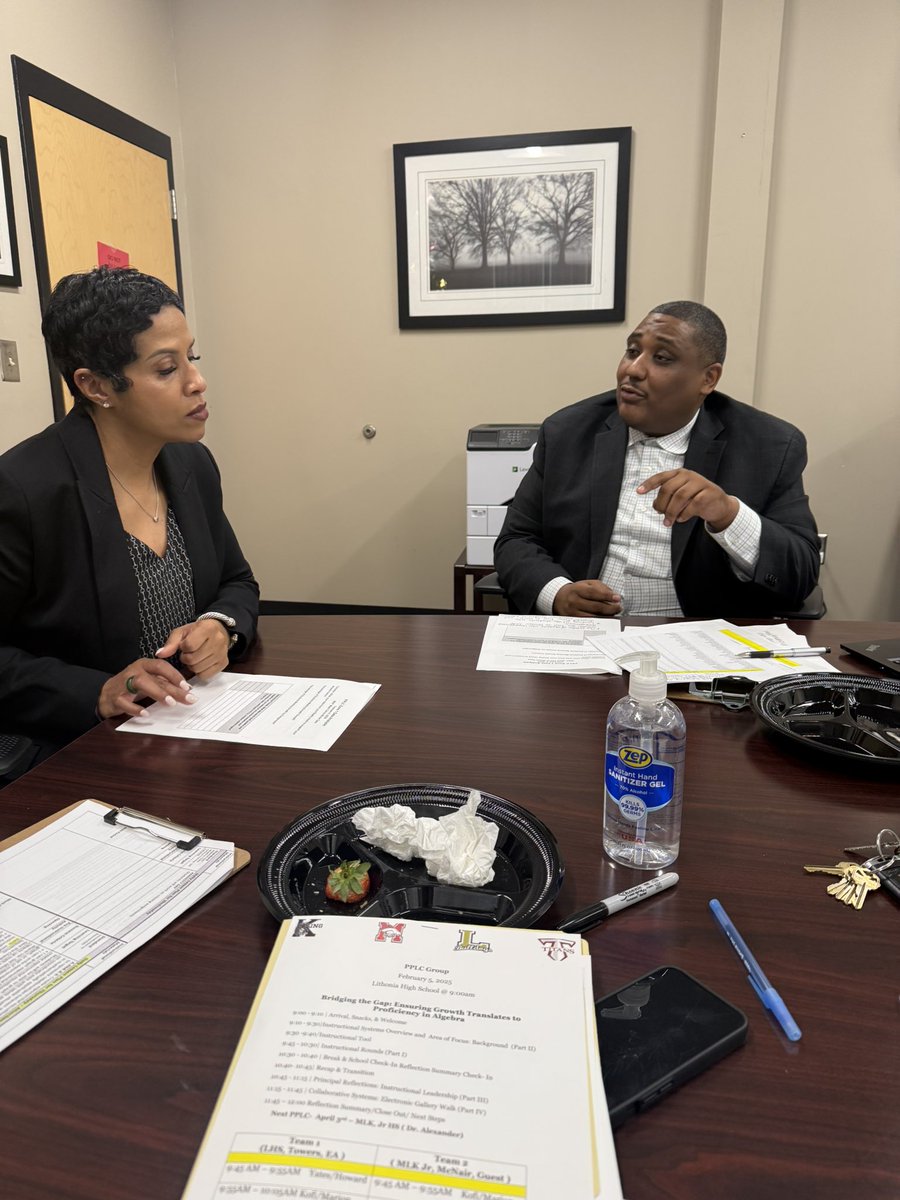 damian_bounds's tweet photo. It’s always a joy to engage with instructional leaders around best practices.  These four incredible High School principals did a phenomenal job of collaborating during their PPLC.  #horizonstrong @MCWilkinsPhD @TheHWalker https://t.co/6fedjPP07O
