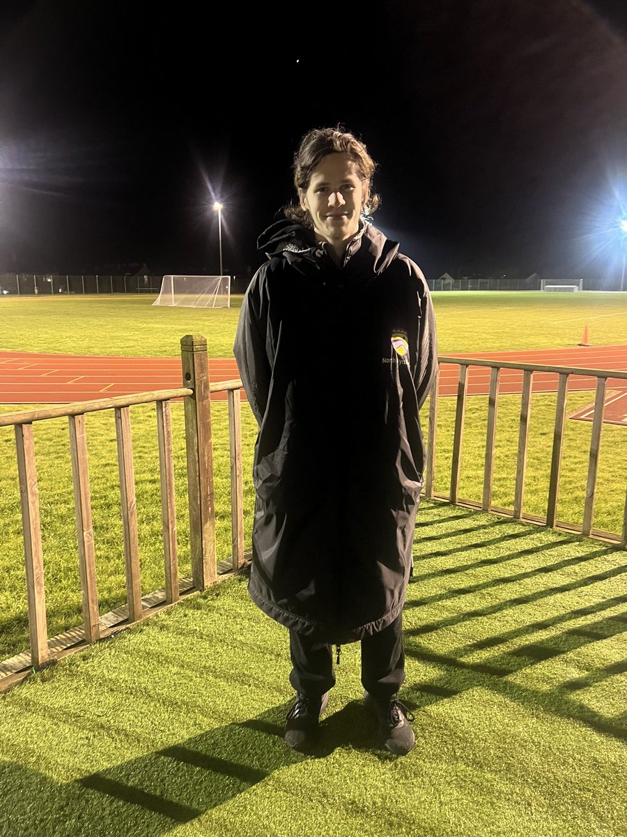 NAathleticsclub's tweet photo. Check out our new level 2 coach Lewis! Lewis came through our youth system, competing to U20 level, we are so lucky he is now passing his knowledge to the next generation of NAAC athletes @scotathletics @SAL_Coaching #NAACfamily #NAACdevelopment  @KirsteenBrown1 @NikkiCaig https://t.co/ivIkqQwOT0