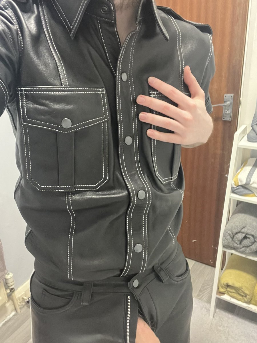 My new addiction #leather #leatherman #kink