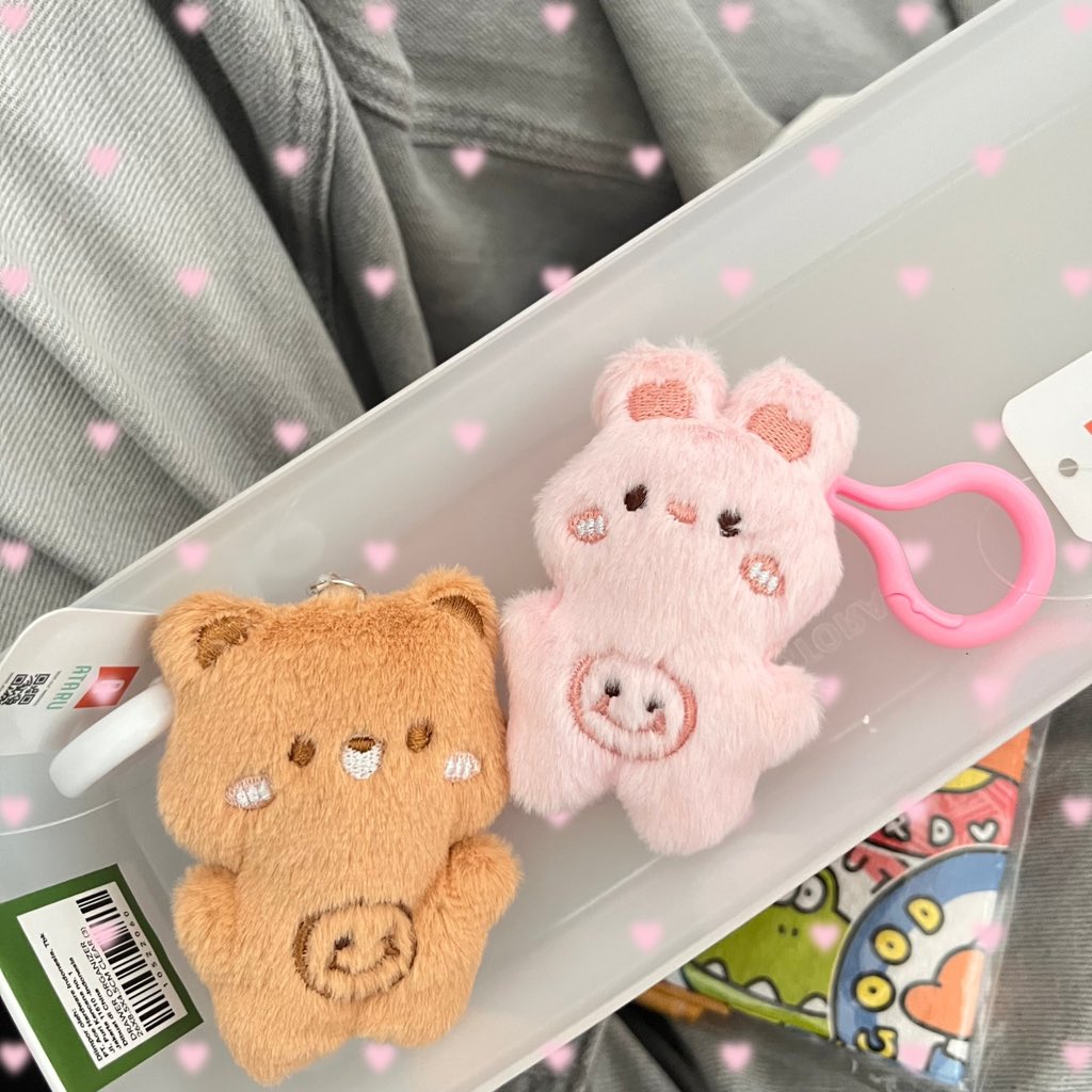jscnon's tweet image. ☆ [ like rt before use ] ♡

★  my cute finds ◝(ᵔᗜᵔ)◜

🩷 blurry hearts &amp;amp; stars png frames 💚
⭐️ personal use only ! ⭐️

🔗 drive.google.com/drive/folders/…