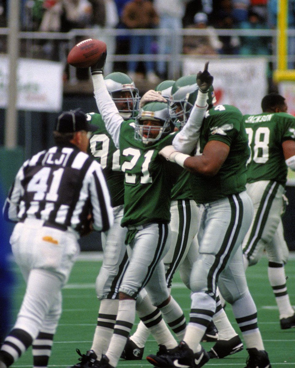 Eric Allen is officially a HALL OF FAMER 👏