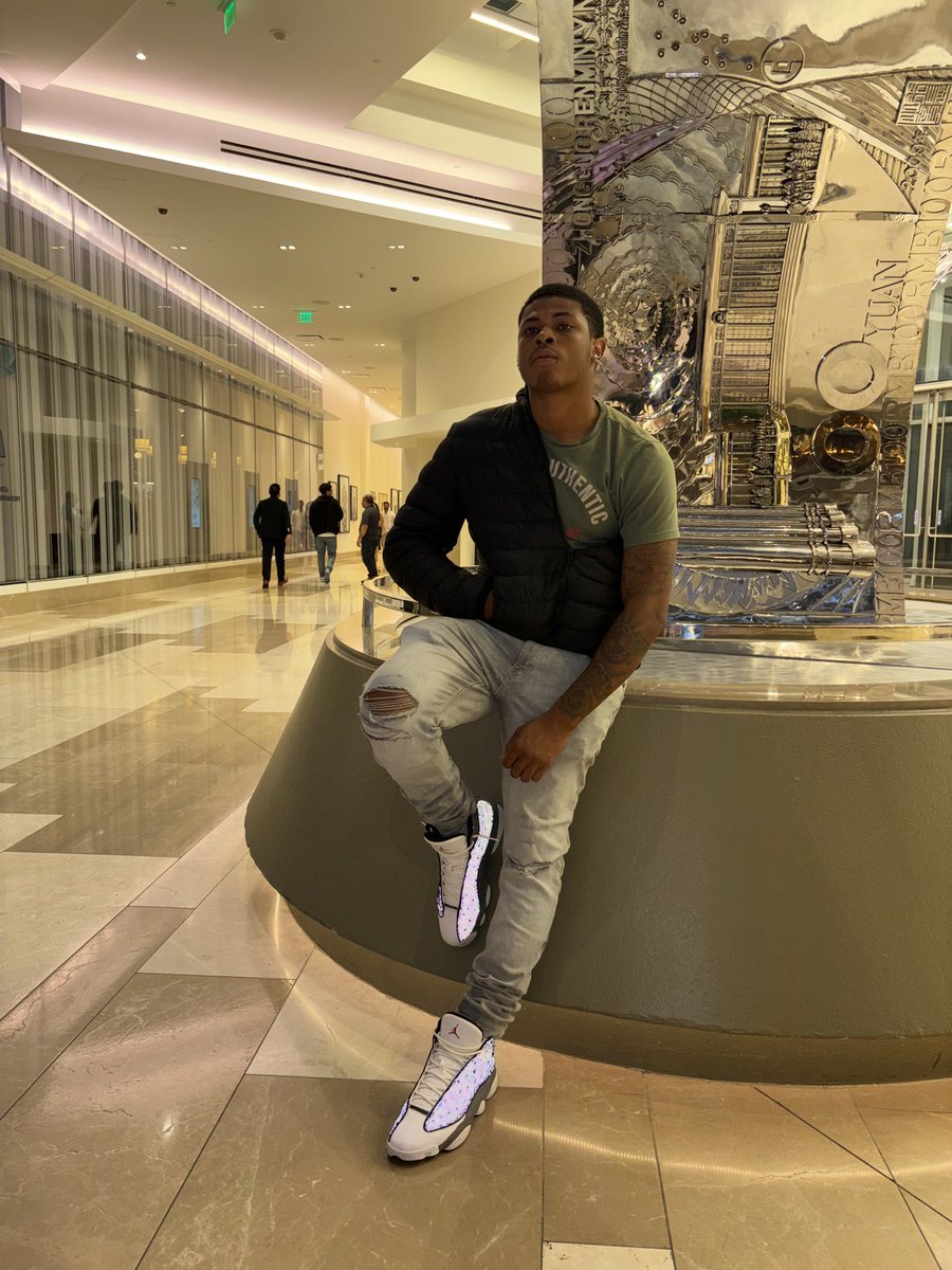 stackindiner0's tweet image. They got these f*ck n*gas in style so they ain’t feeling my kind🤧