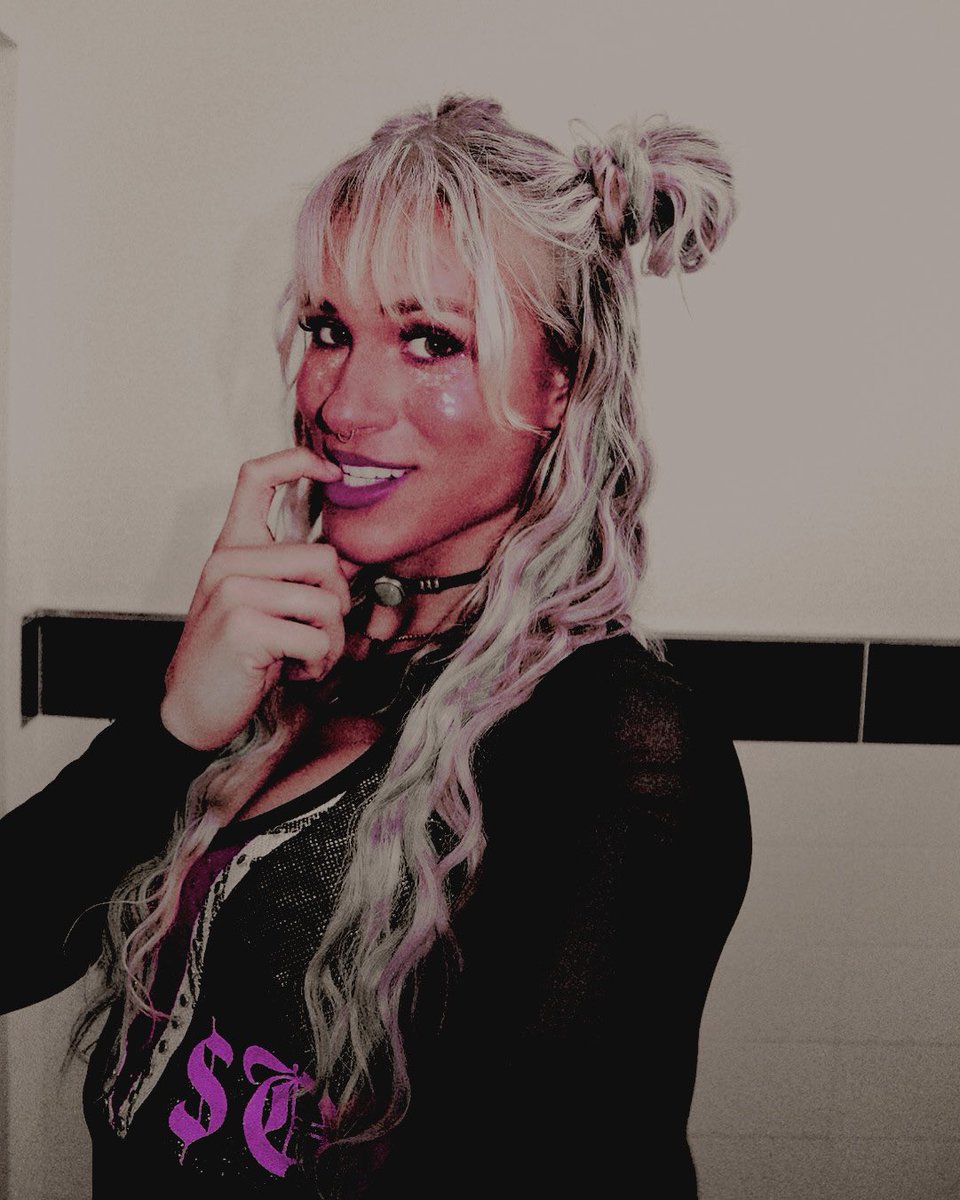 SOLSNATCHIN's tweet image. the bangs are banging.