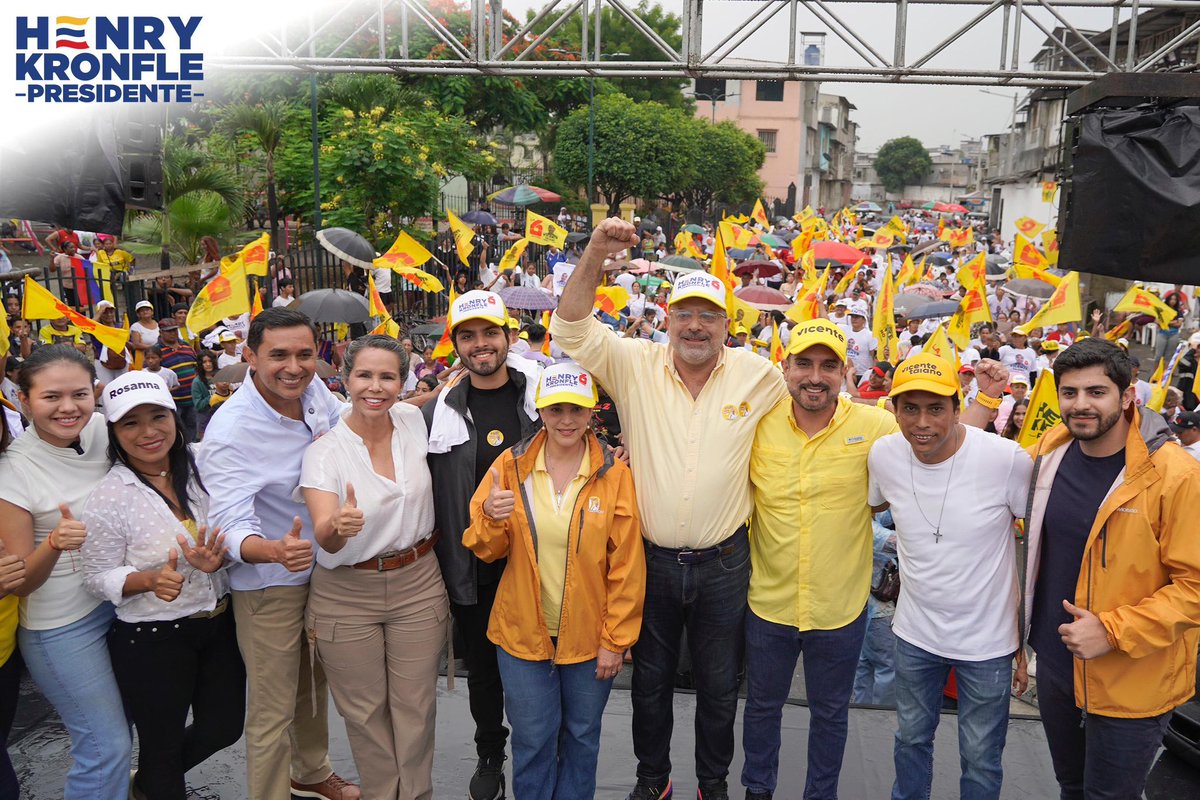 Ya viene el cambio verdadero. 

Con alegría y esperanza, este domingo 09 de febrero vota por por tu familia, por el Ecuador que todos queremos 🇪🇨

#VolvamosATenerPresidente 💪🏻