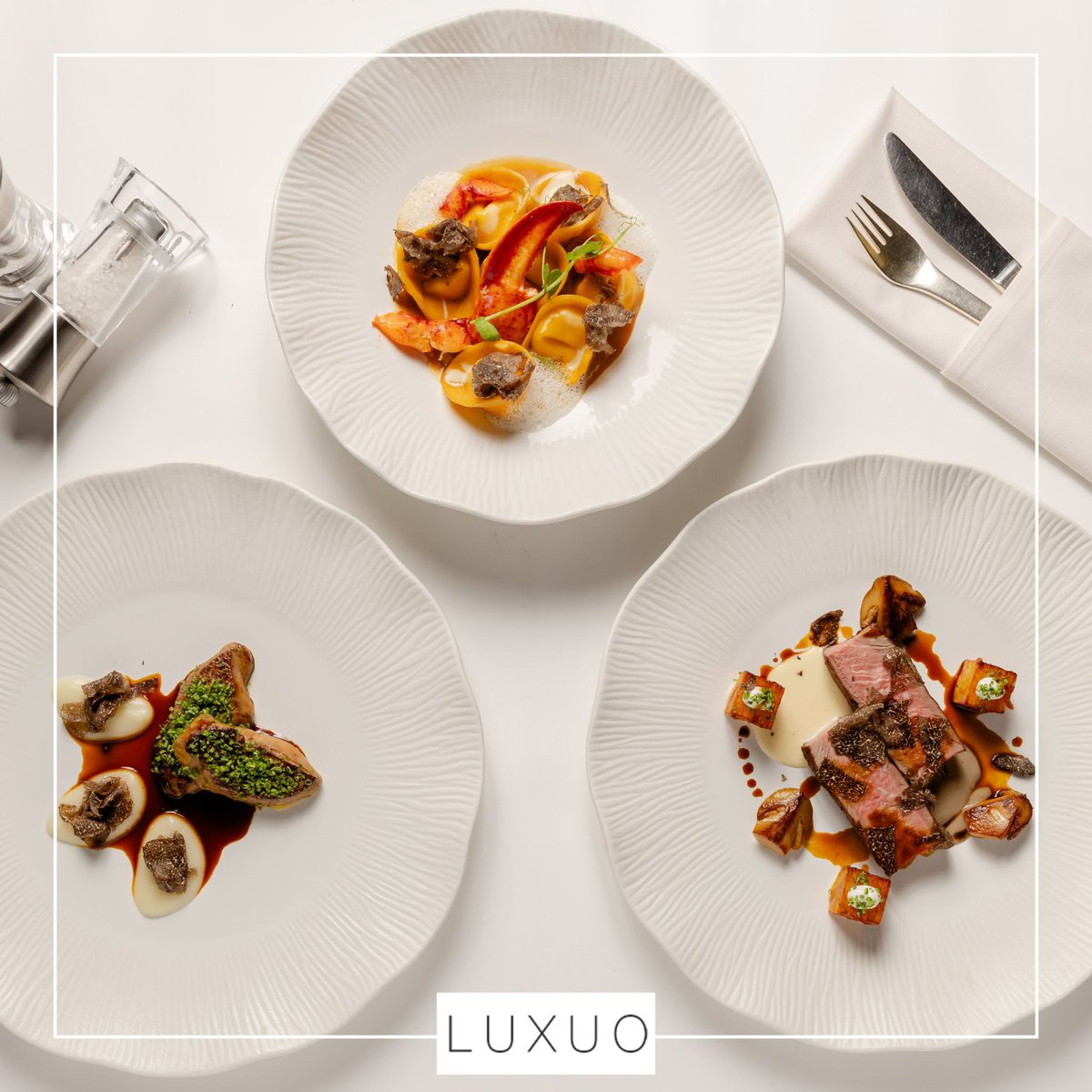LuxuoTH's tweet photo. วาเลนไทน์นี้ไปลิ้มรสความอร่อยของเมนูเห็ดทรัฟเฟิลดำกลับมาอีกครั้งที่ Red Sky โรงแรม Centara Grand at Central World ทุกวันตั้งแต่เวลา 17.00 น. ถึง 01.00 น.

(Photo: Centara Grand)

#LuxuoTH #Luxury #Food #RedSky #CentaraGrand #CentaraGrandAtCentralWorld #BlackTruffle https://t.co/4R1Vwz744l
