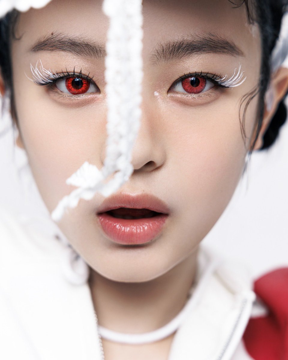 하니 양쪽 눈 다른 거 에바적으로 느낌 좋음 진심 갓이야