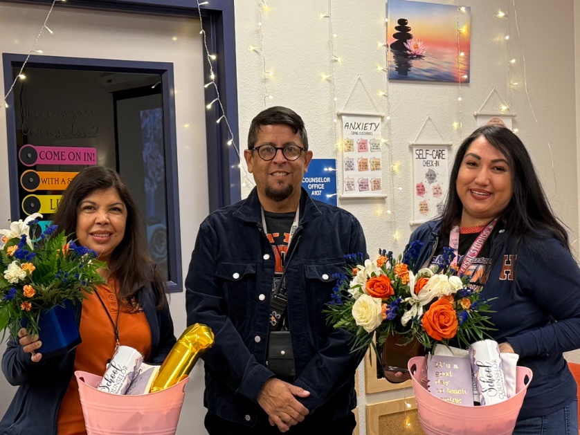 Dr. Jesse A. Sepulveda (@hernando_ms) on Twitter photo Great week with our A+mazing CAVtastic Counseling TEAM <a href="/IParra_HMS/">Iris Parra</a> & <a href="/javila1013/">Rivera_HMS</a> . Thank you for all you do! #ALLIN #Chasing100 Great week with our A+mazing CAVtastic Counseling TEAM <a href="/IParra_HMS/">Iris Parra</a> & <a href="/javila1013/">Rivera_HMS</a> . Thank you for all you do! #ALLIN #Chasing100