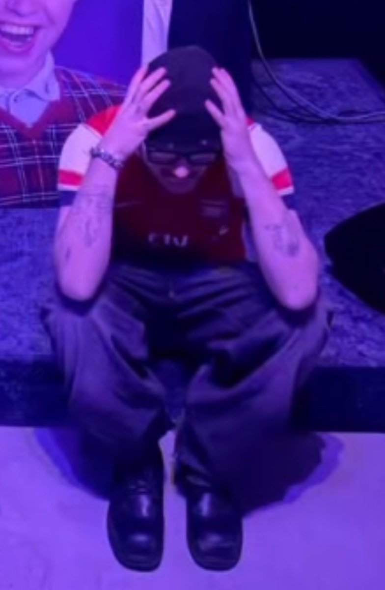 J1983ST's tweet image. Hey you!