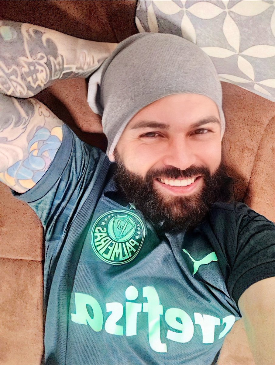 brunoSEP1990's tweet photo. E a gambazada viverá a chorar 🎶 https://t.co/2DksXPq05a