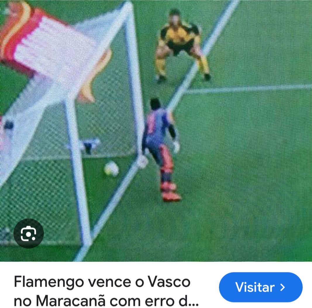 cev6996's tweet image. Eu tenho muita vergonha de ver o meu time sendo beneficiado. Com o "árbitro de linha" não viu que essa bola entrou?