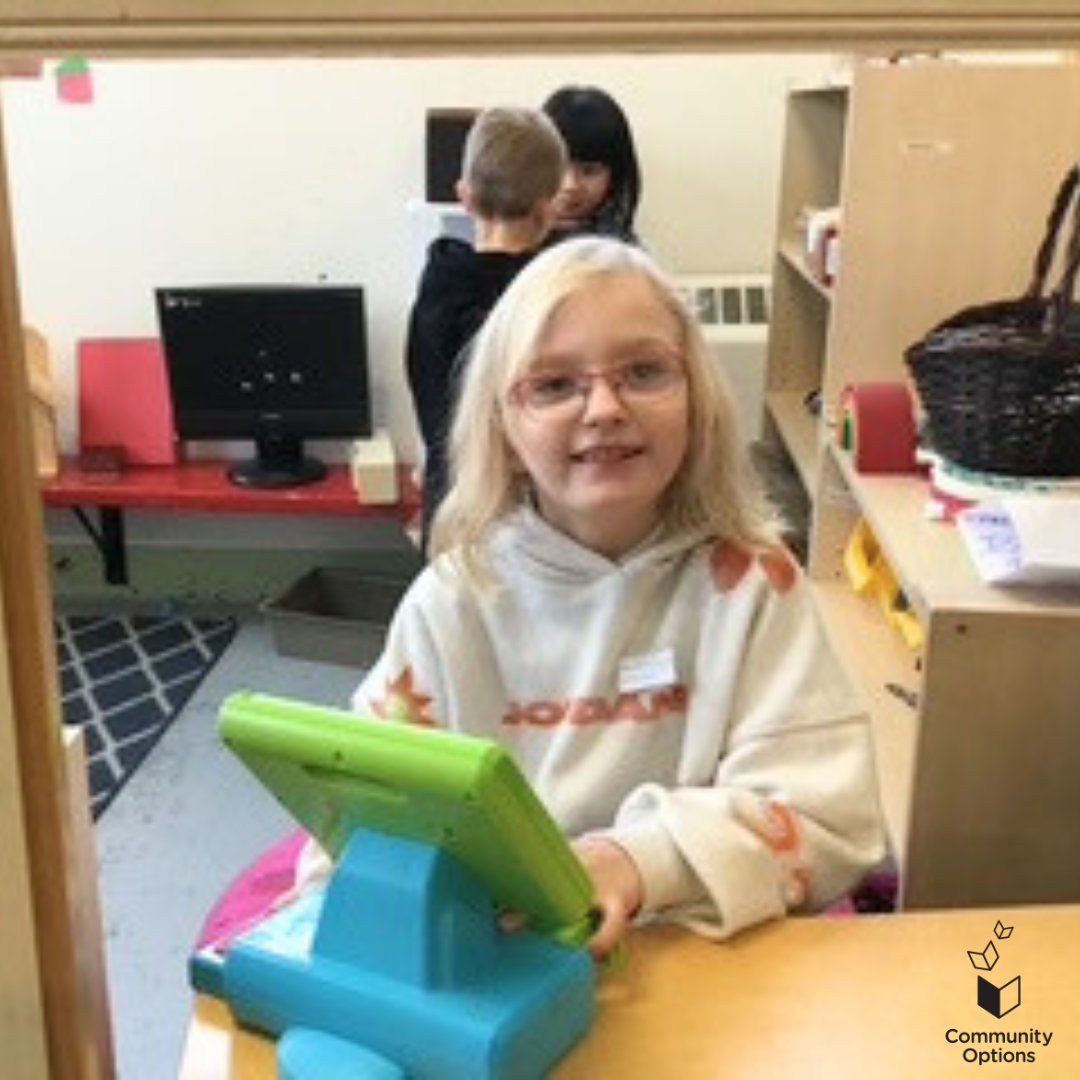 CommunityOpsYEG's tweet photo. At EDNW OOSC, children’s creativity shines! Recently, they set up a store with plastic food &amp; with some help they created Safeway, OOSCWAY, 7-Eleven, &amp; even a pet store!
Spaces available – https://t.co/PzegEkWIZD

#ChildhoodImagination #LearningThroughPlay #EDNWOOSC #YEGChildCare https://t.co/SdyfclCo8c