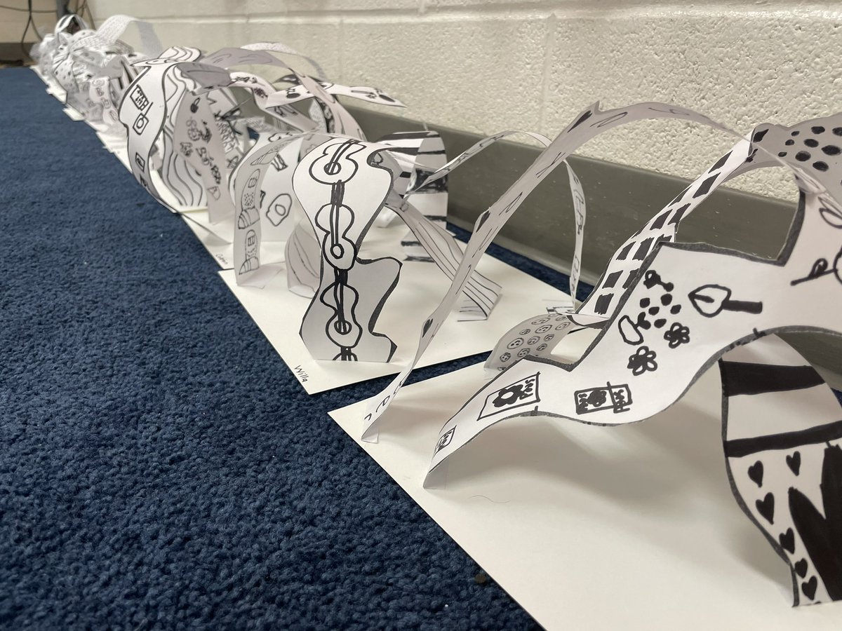 Ss made paper sculptures today in Visual Arts!
#MySilverCreek