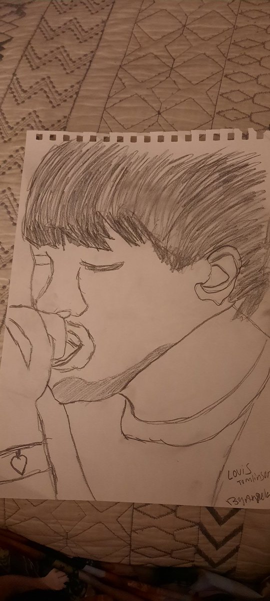 Sweetangela040's tweet photo. Had to share my new draws I did of @Louis_Tomlinson took me a while but had to share these. Hope u like them https://t.co/Z47W0nSfrU