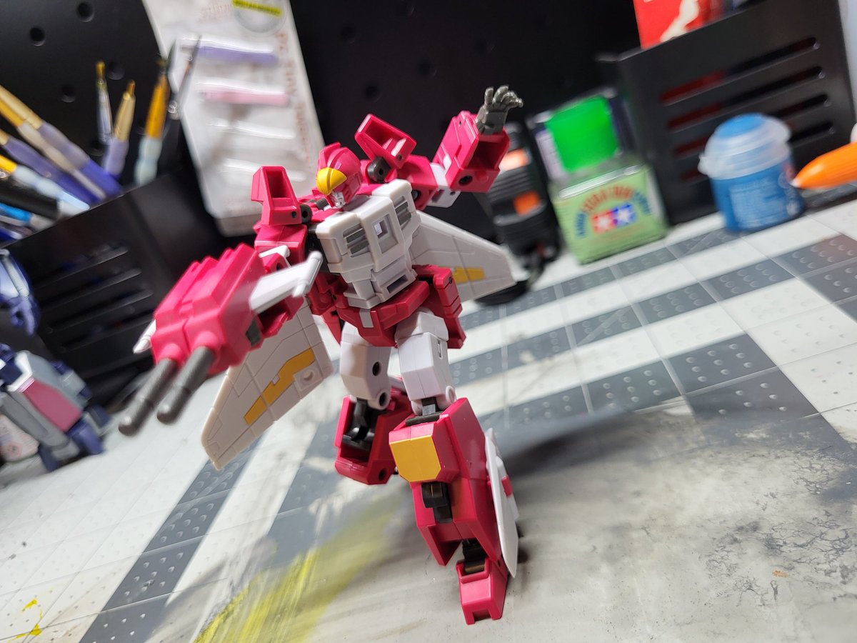 BenzingerJacob's tweet photo. Guyhawk arrived, you know what that means! https://t.co/RiSjNwCFhH