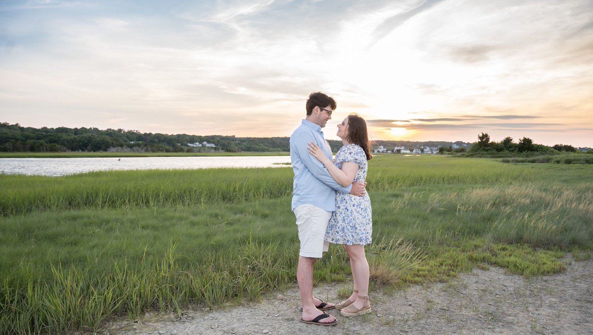 MRPhotos14's tweet photo. Dreaming of summer sunsets! Thankful the days are getting longer!

#maureenrussellphotography
#southshoremawedding 
#massachusettsweddingphotographer 
#massachusettsengagementphotographer #capecodengagementphotographer #southshoreengagementphotographer https://t.co/J4we59cBhF