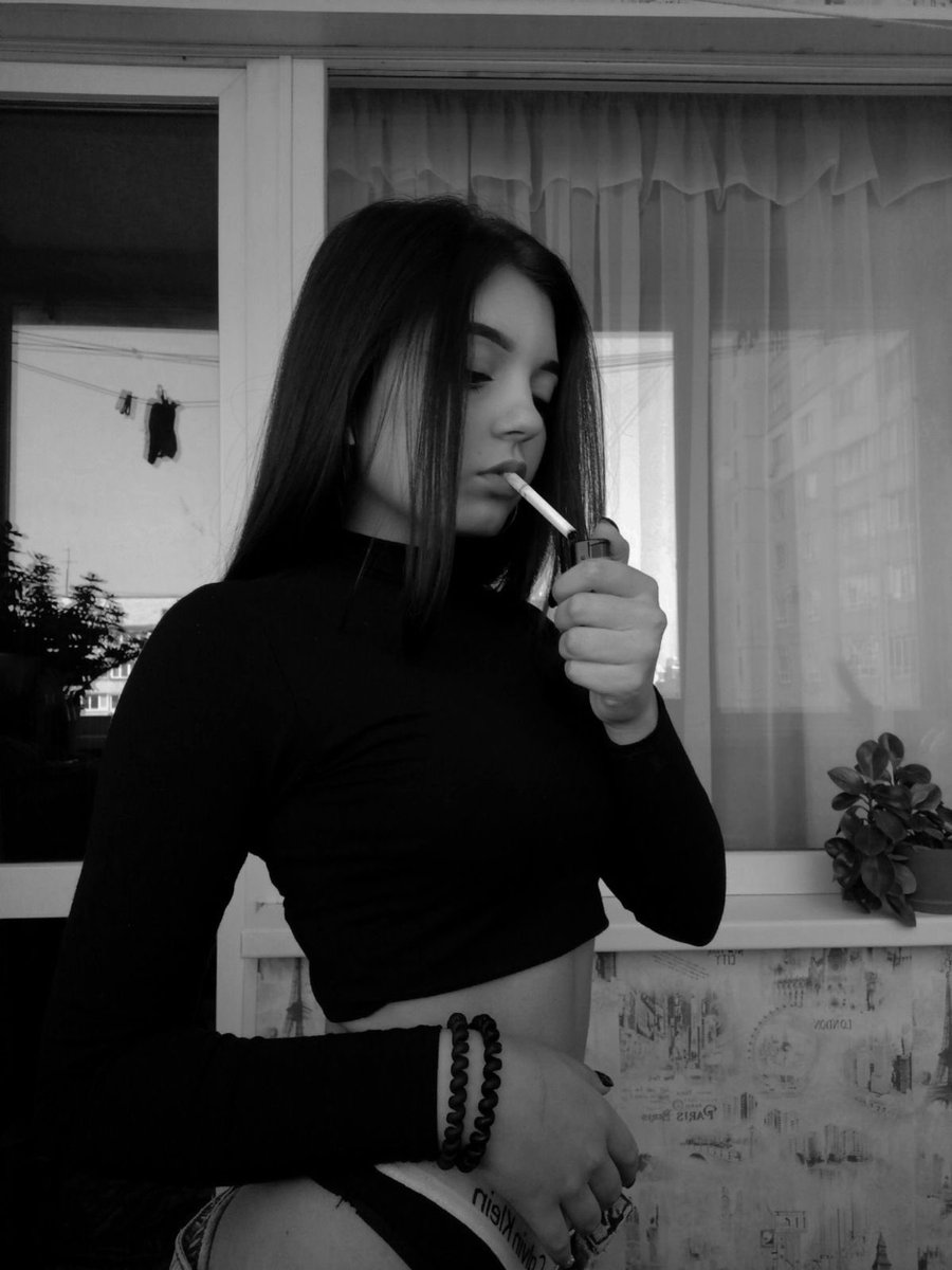 GirlsCigs's tweet image. Girls smoking cigs is a protest against the LA vape cabal