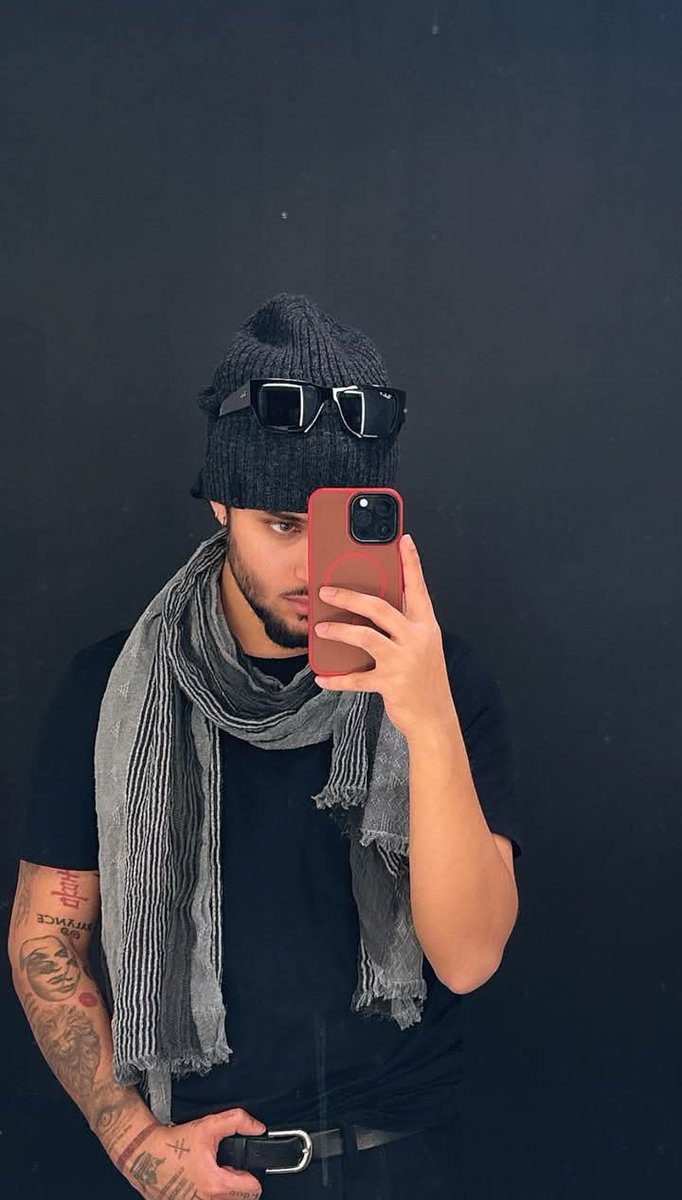 EL LOOK DE JOEL PIMENTEL ESTA CADA VEZ MAS CERCAAAAA