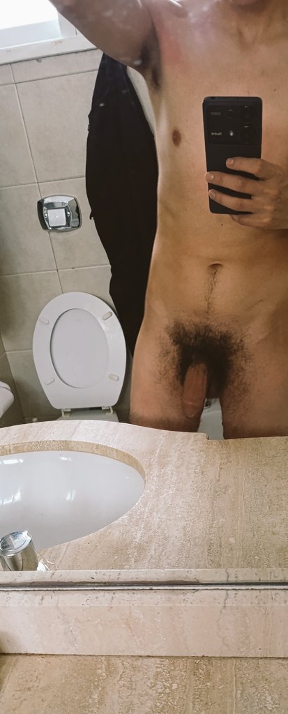 👤
