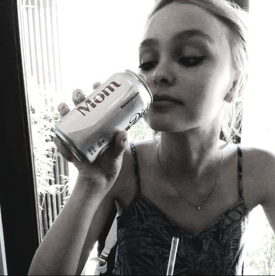 starve_m3_M's tweet image. Who wants to join a problematic edtwt/anatwt GC✮𖤐✮𖤐
★✩ GC will be uncensored and unhinged do not join if your sensitive or don't want to interact with that kind of talk✩★
✩✰✩✰✩✰✩✰
Comment, ♡, and ↻ to join