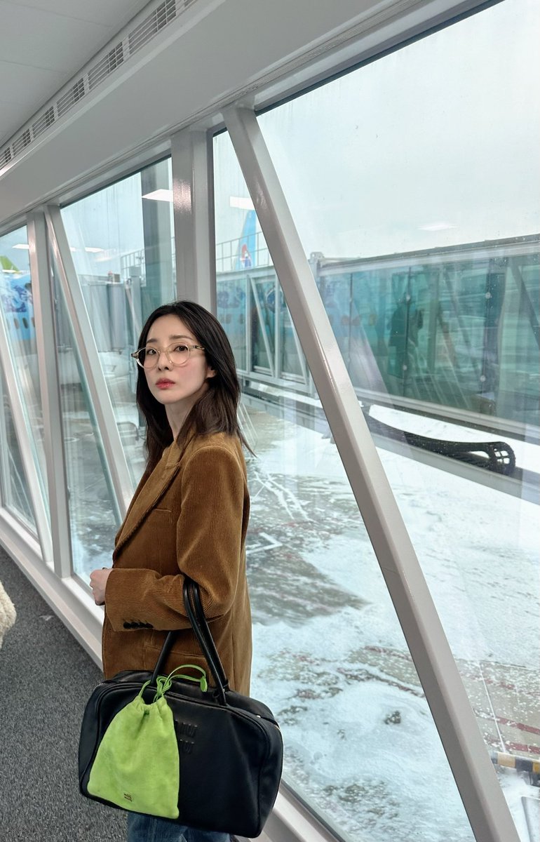 darunxxi's tweet photo. Off to Taipei ✈️
#WelcomeBackInTAIPEI ♠️♥️ #TAIWAN https://t.co/Ao2gAbnraJ