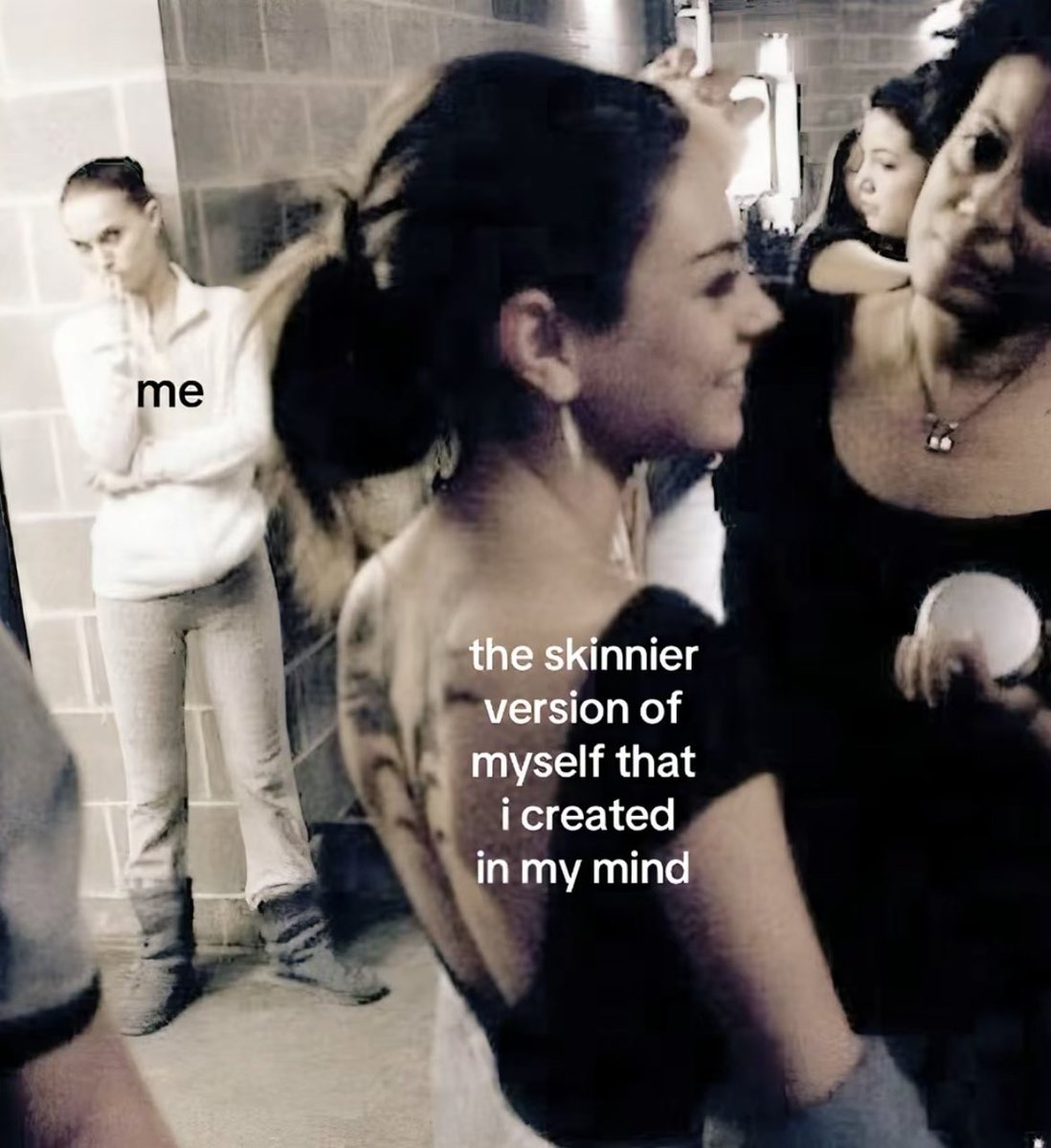 sienna (@qlrexic) on Twitter photo 