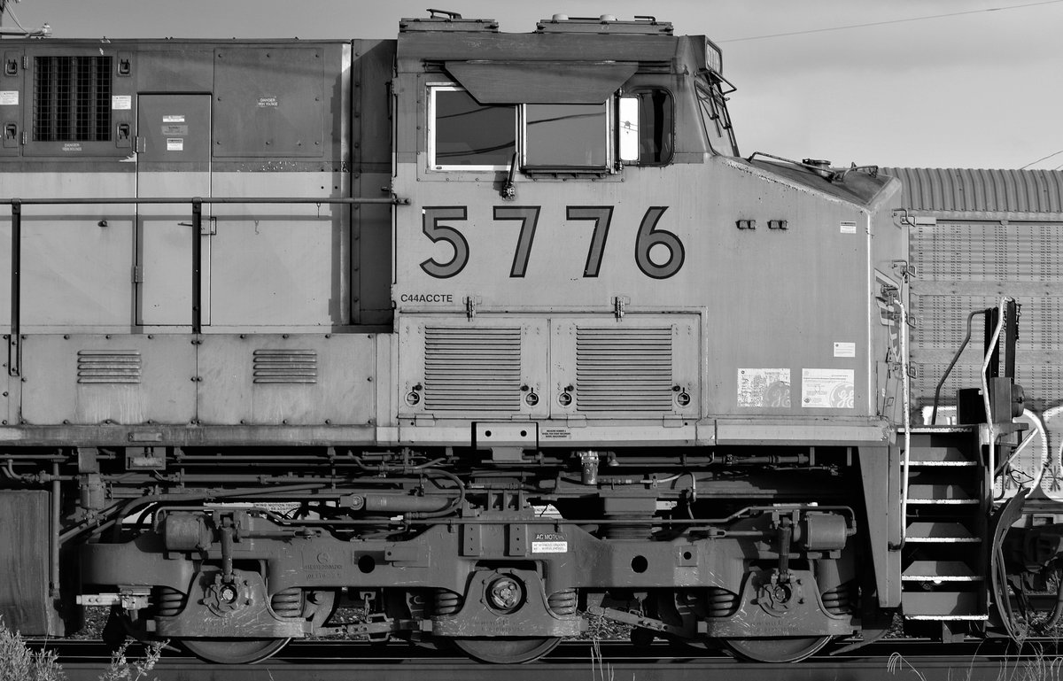 SE_Railfan84's tweet image. @UnionPacific 5776 (GE AC44CWCTE/C44ACCTE) Englewood Yard.  Houston, Tx.  #Photography #Railsupremacy #Railtastic #Trainspotting #Trains #Trainphotos #Railphotos #Railfanning #Railroad #Houston