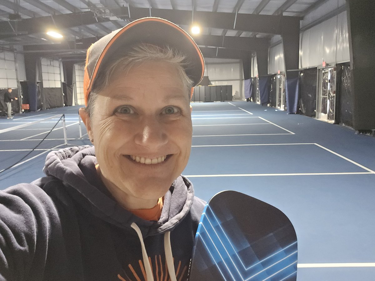 It's been a hot 🔥 minute since I last posted. 

Things have happened...quick update:

🧡 Still #LivingWithMS 
✨️ Modified my Jeep 
🏓 I'm a new #pickleball enthusiast

Like this post if you want more from me. 😊