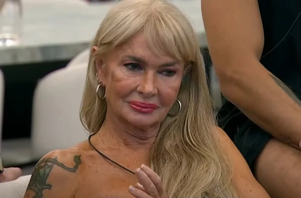 eeemiliano's tweet photo. the holy trinity
#GranHermano https://t.co/cKv4UNpSyw