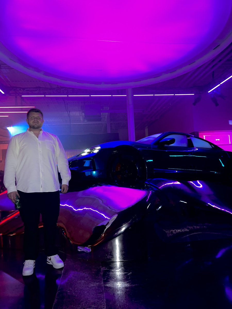 The <a href="/Porsche/">Porsche</a> event was fire AF 🔥🔥