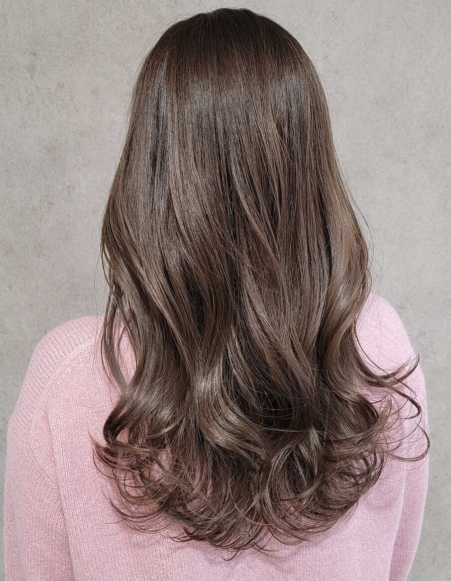 ベージュに栗のような赤茶みが加わったマロンベージュ🌰✨ 自然な明る