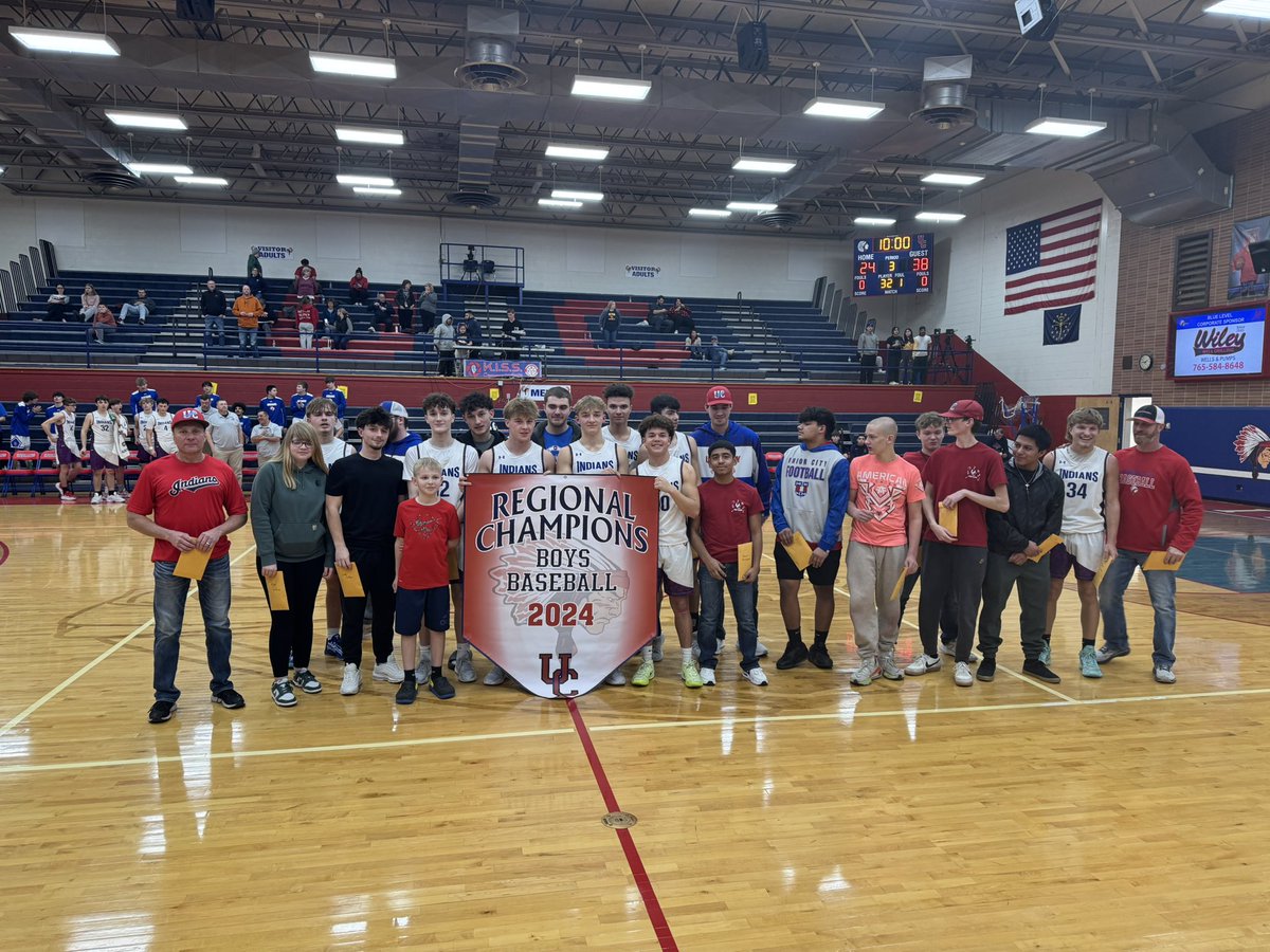 UC_Athletics's tweet photo. Honoring our 2024 Sectional and Regional Championship Baseball Team. https://t.co/Kg1BzMNxYN