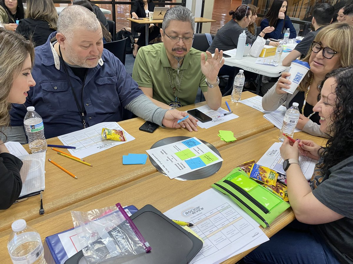 Bsanchez_BAMS's tweet image. Thank you @PK8Academics &amp;amp; @YsletaISD for providing us with an awesome @lead4ward training! 

🎸 We are ready to rock this STAAR review! 🤘 

#WinTheDay 
#WhatWeDoMatters
#THEDISTRICT