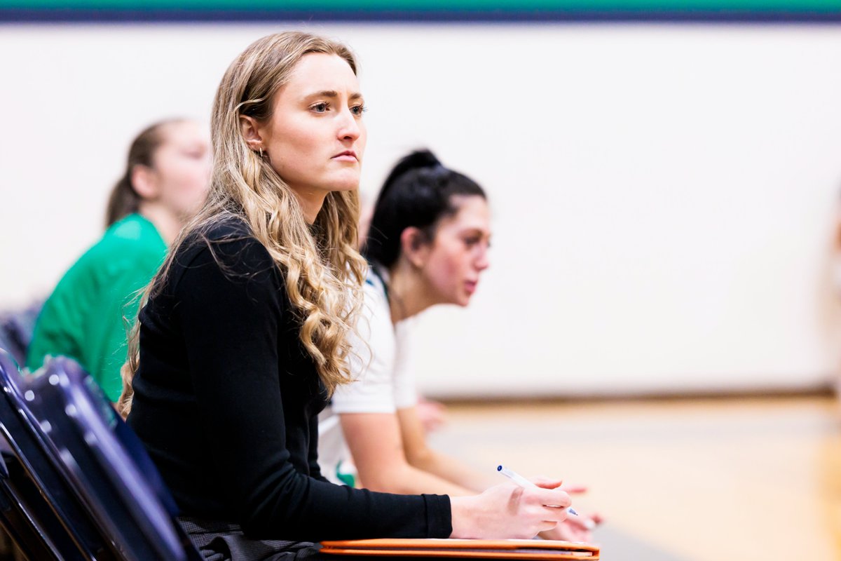Endicott Athletics (@ecgulls) on Twitter photo FEATURE: Ella Thompson Finds Her Purpose As <a href="/EndicottWBB/">EC Womens Basketball</a>'s Assistant Coach
STORY β‘οΈ tinyurl.com/3vxn5rfd
- via Ryan O'Leary, <a href="/DailyJournalNet/">Daily Journal</a> FEATURE: Ella Thompson Finds Her Purpose As <a href="/EndicottWBB/">EC Womens Basketball</a>'s Assistant Coach
STORY β‘οΈ tinyurl.com/3vxn5rfd
- via Ryan O'Leary, <a href="/DailyJournalNet/">Daily Journal</a>