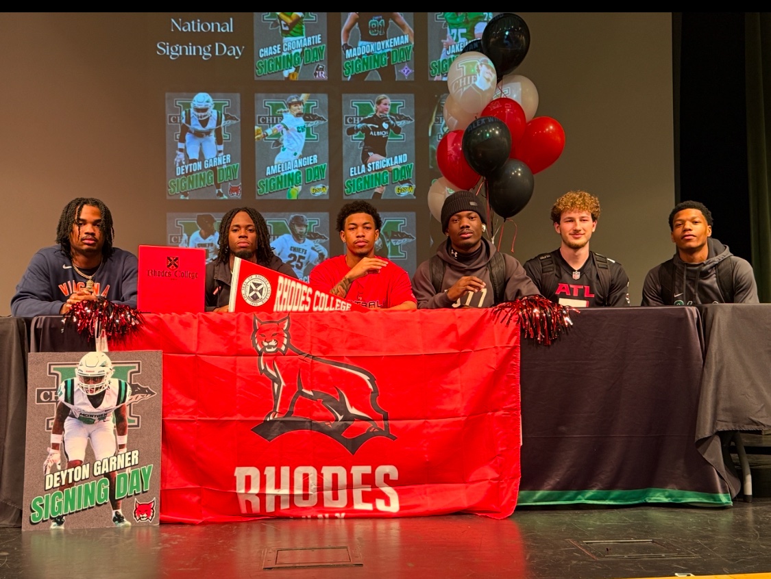Dae (@deytongarner3) on Twitter photo Blessed to announce my commitment to Rhodes College! Grateful for my family, coaches, teammates, and everyone who has supported me along the way. Thanks Coach Duncan & the coaching staff. Ready for this next chapter! #RollLynx <a href="/chowan6464/">Derek Smith</a> <a href="/CoachJBlack/">Coach Black π</a> Blessed to announce my commitment to Rhodes College! Grateful for my family, coaches, teammates, and everyone who has supported me along the way. Thanks Coach Duncan & the coaching staff. Ready for this next chapter! #RollLynx <a href="/chowan6464/">Derek Smith</a> <a href="/CoachJBlack/">Coach Black π</a>
