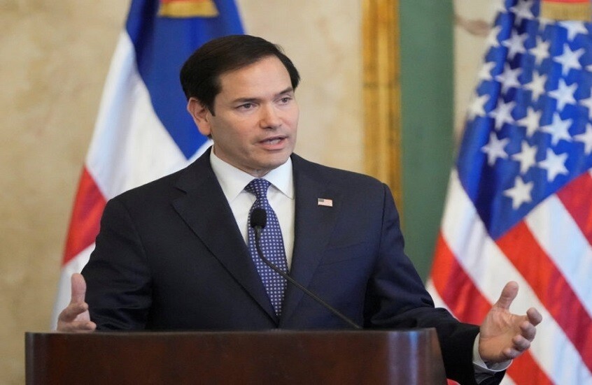 JKifah90663's tweet image. The Controversial Proposal: The Temporary Relocation of Palestinians from Gaza

#GazaRelocation #Palestinians #DonaldTrump #MarcoRubio #MiddleEastPeace #HumanRights #EthnicCleansing #Israel #PalestinianRights #USForeignPolicy #GazaCrisis #TrumpProposal

nezglo.com/2025/02/contro…