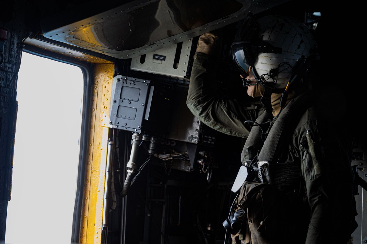 INDOPACOM's tweet image. Fueling the Fight! 🚁

@Marines execute Forward Arming and Refueling Point (FARP) operations to sustain CH-53E Super Stallions during #NanseiSword25. This exercise enhances MAG-36’s combat readiness and ensures warfighting capabilities.  

📷 Lance Cpl. Ryan Sotodavila