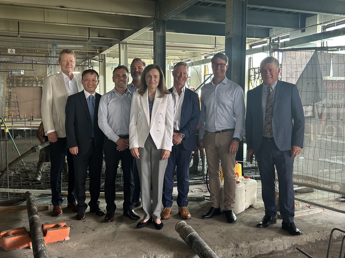 alphaXRT (@alphaxrt) on Twitter photo We were honoured to host Suzanne Winter, CEO of Accuray, Roger Cao, President & GM APAC – Accuray,  Venice Wan, Sales Director APAC - Accuray in Australia at the new 5D Clinics CyberKnife Centre in Melbourne. Thanks to 5D Clinics and Icon Group for such a successful trip! We were honoured to host Suzanne Winter, CEO of Accuray, Roger Cao, President & GM APAC – Accuray,  Venice Wan, Sales Director APAC - Accuray in Australia at the new 5D Clinics CyberKnife Centre in Melbourne. Thanks to 5D Clinics and Icon Group for such a successful trip!