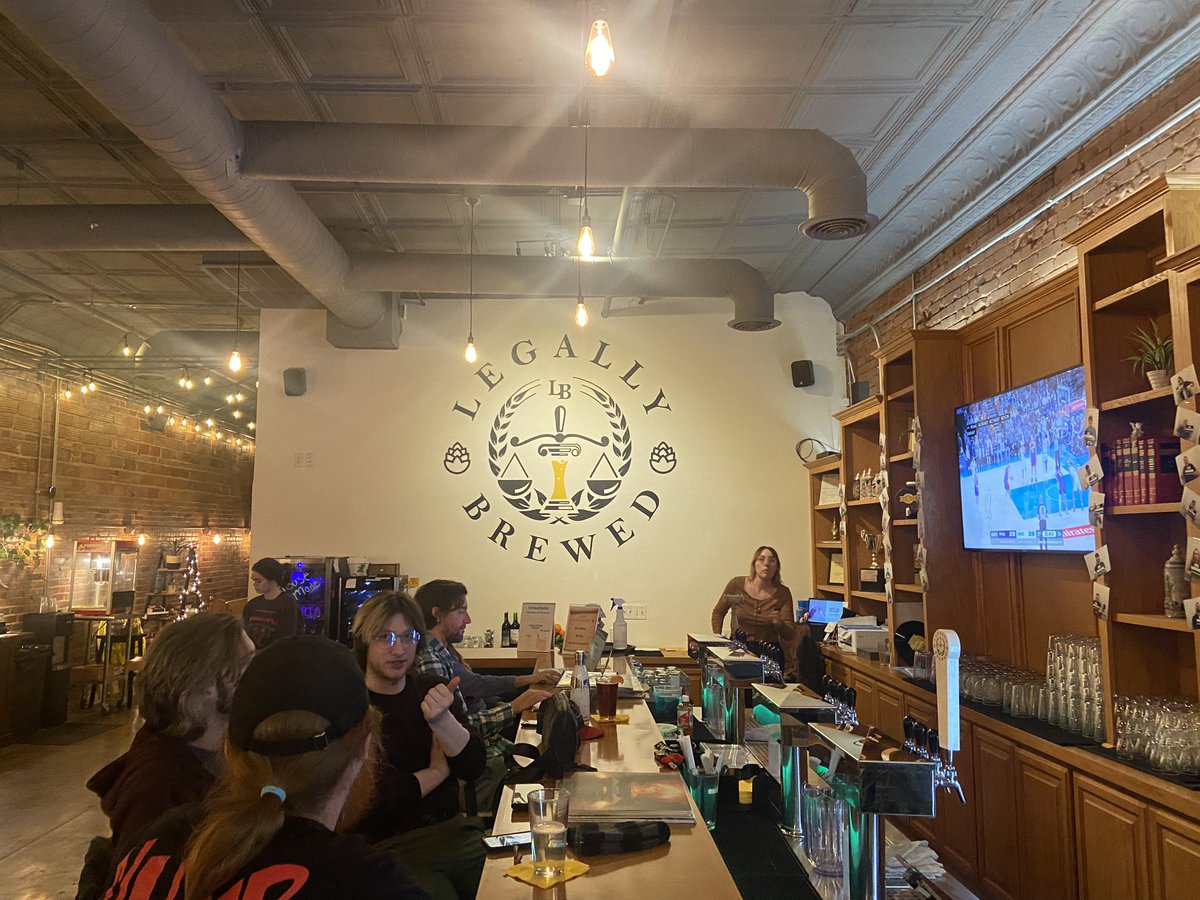 Model9Live's tweet image. Made it! - I have been late for two shows in my whole life as a comic. This was one of them. The fine folks at Legally Brewed made a rare mistake. They let me do comedy. 

-BC