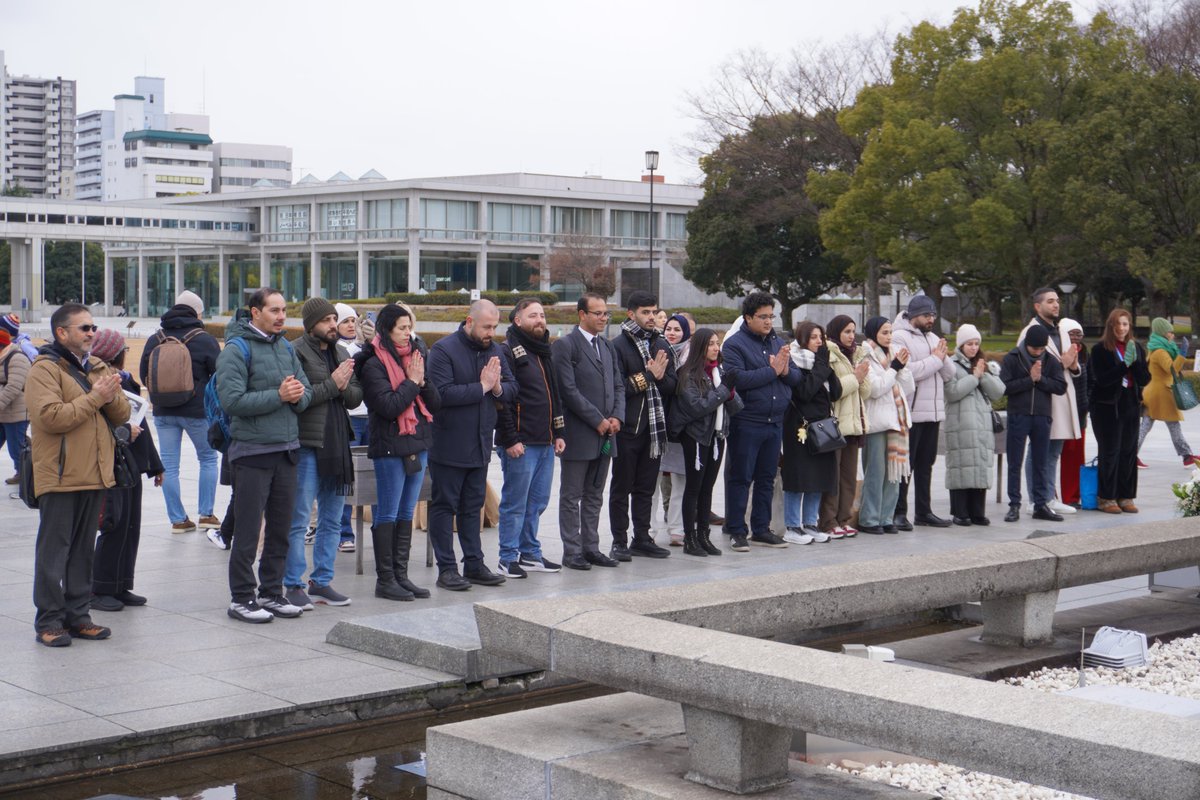UNITARHiroshima's tweet photo. #RISELab Day 3: Visit to Hiroshima City
The 17 entrepreneurs and innovators from Egypt, Iraq, and Lebanon paid courtesy visit to the Prefectural Governor. Next, they visited the Peace Memorial Park, reflecting on history’s lessons and the pursuit of peace and prosperity . 🕊️ https://t.co/gC7FboTRIG