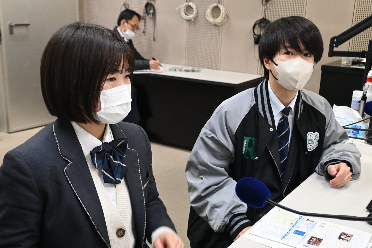 HitsFM765's tweet photo. #高山NextGeneration は、飛騨の #高校生 が毎年行う #イベント #MAP06 のメンバー 舛井蓮さんと田中花怜さんにお越し頂き、#MAP への熱い想いを語って頂きました。
今年のMAPは３月１６日に開催！
#OnAir は 第2.4.5 金曜日の午��３時過ぎから
 #hitsfm765 #高山市 #飛騨市 #TAKAYAMA https://t.co/CKebUD3mPg