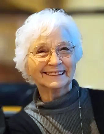 Donna Bennett, Associate Pastor’s Wife dlvr.it/THqr4Y
