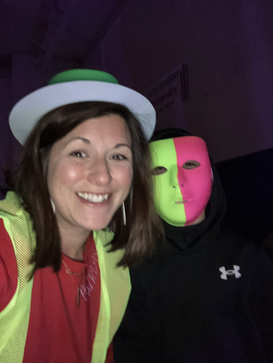 Natalie Bare tweet media