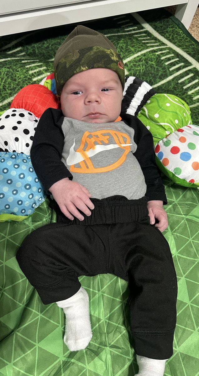 CoachFrase's tweet image. 𝐎𝐅𝐅𝐈𝐂𝐈𝐀𝐋 📝
Welcomed to the World: 1/14/25
📋: 9lb 6oz
🎬: TBD
#DIGIN | #NSD25
