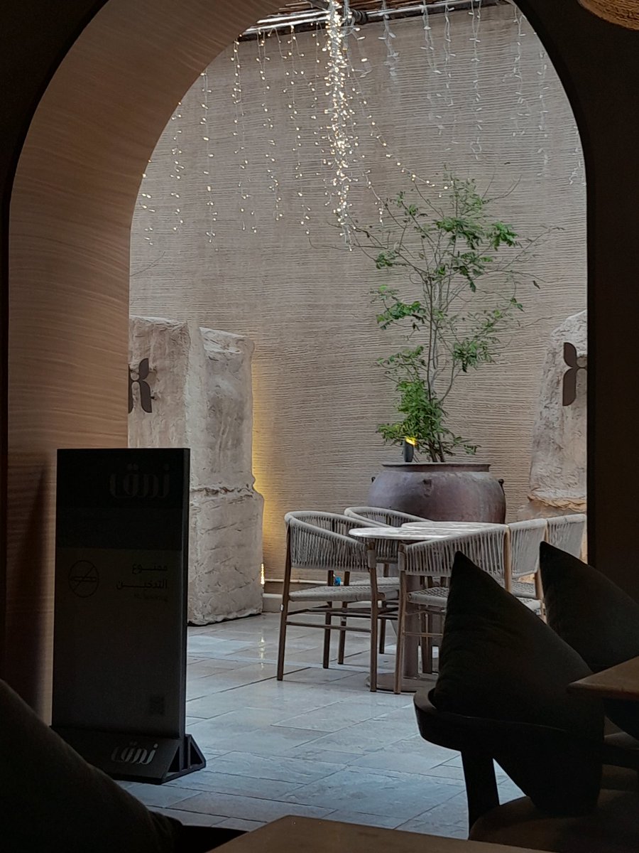 a0le88's tweet photo. @Vegro0 هذول اكثر صور احبهم https://t.co/HNANse2vjk