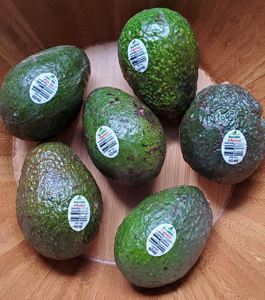 FSMMedia's tweet image. I always buy in bulk so some go in the fridge and the others in a paper bag.  #gno #alwaysagoodbowl #alwaysgood #ad