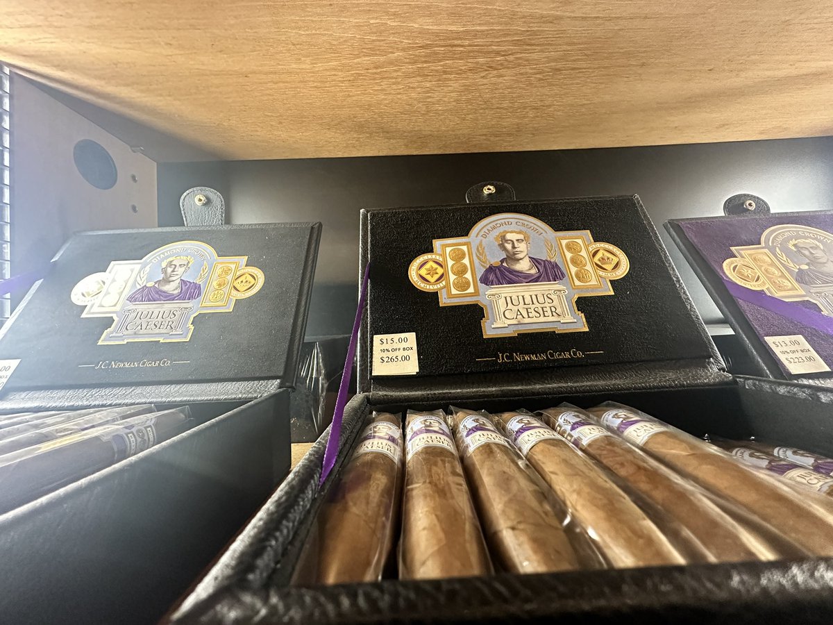 FadiaTVNews's tweet photo. #Tonight Tampa’s oldest cigar co., J.C. Newman Co. is leading the historic preservation efforts for the Sanchez y Haya building in Ybor . The $18 Mil revitalization project transforms it into a café, bar, &amp; hotel. Drew Newman, a fourth-generation member shares the status. @BN9 https://t.co/UypCJKttMe